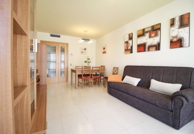 Apartamento en La Pineda - MALDIVAS III Complex Apartamento en La Pineda - MALDIVAS III Complex