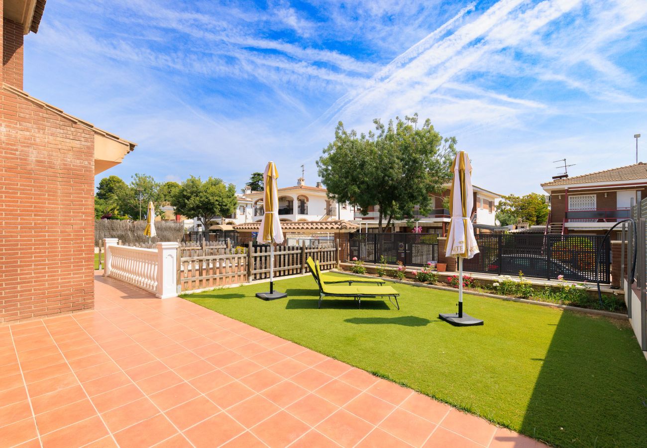 Villa en Cambrils - VILLA DORADA - La Llosa