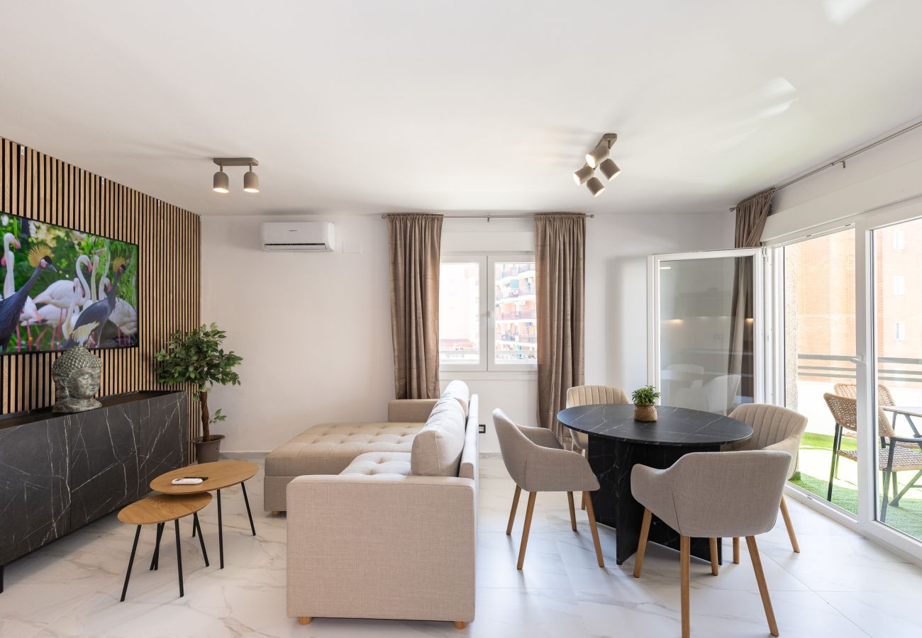 Apartamento en La Pineda - AURA Apartment