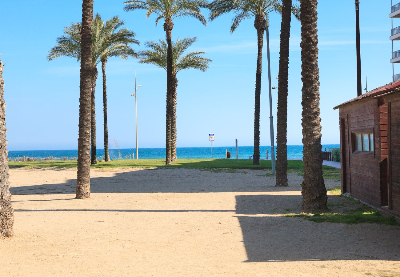 Apartamento en La Pineda - AURA Apartment