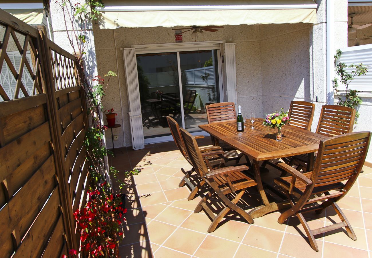 Townhouse in Cambrils - MAGICA Terraced House