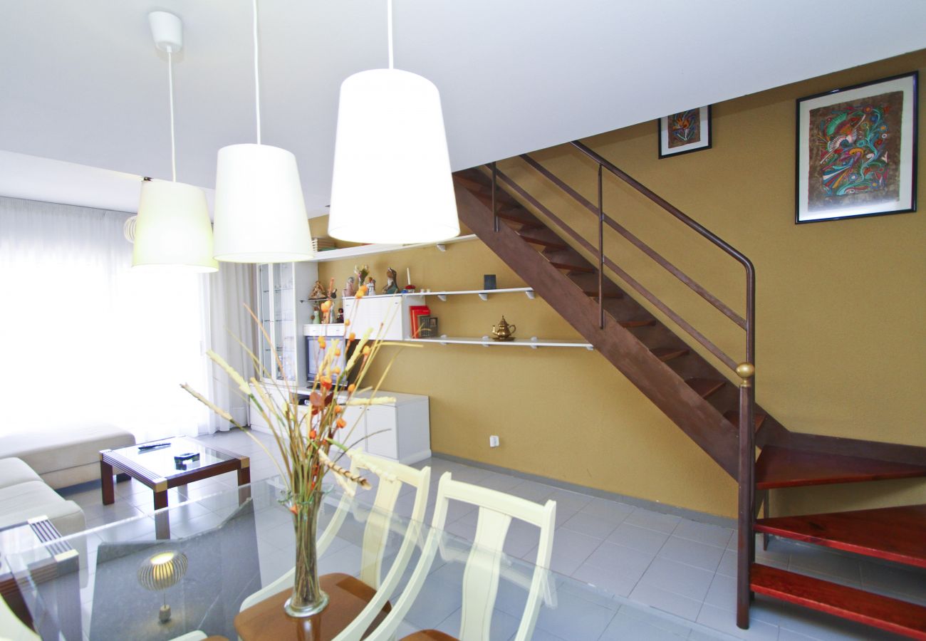 Townhouse in Cambrils - MAGICA Terraced House