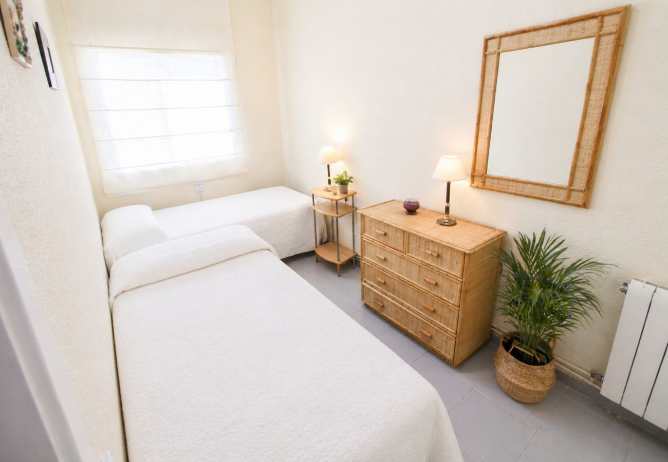 House in Cambrils - Row house with pool in La Llosa