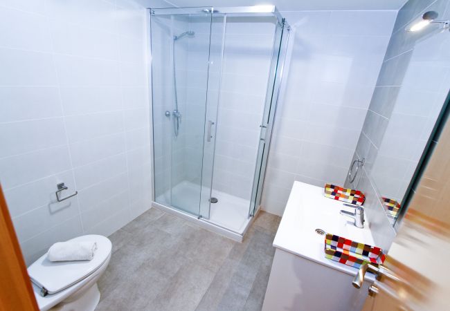 Apartment in Salou - ONDINA Apartment - Beach 50m - PortAventura Apartment in Salou - ONDINA Apartment - Beach 50m - PortAventura