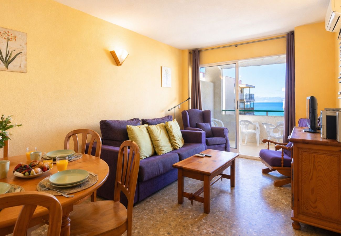 Apartment in Salou - PARADIS 2 Apartment - Llevant Beach