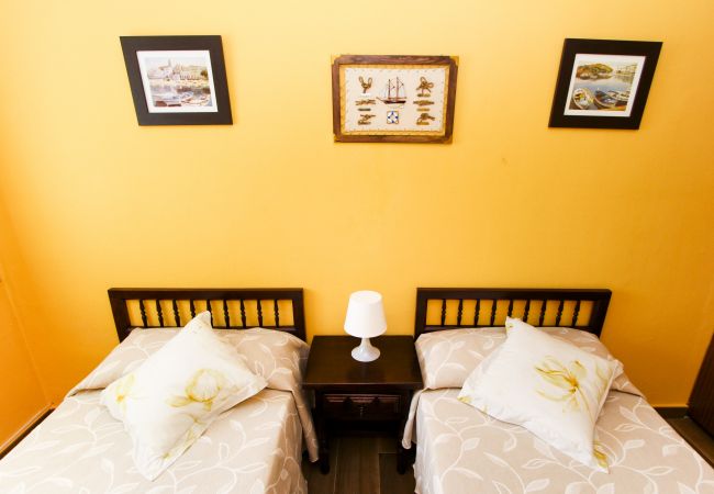 Apartment in La Pineda - PINEDA 3 with sea views, beach at 100m Apartment in La Pineda - PINEDA 3 with sea views, beach at 100m