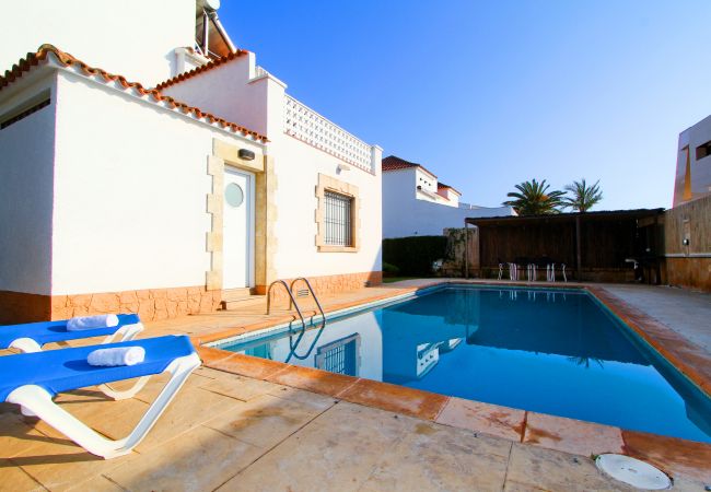 Villa in Cambrils - Villa SUPREME - Beach at 100m Villa in Cambrils - Villa SUPREME - Beach at 100m