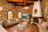 Villa in Cambrils - A peaceful villa with a swimming pool by the sea