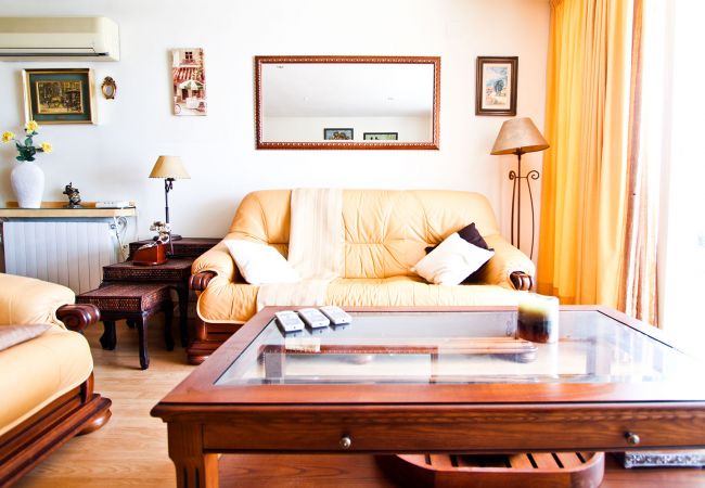 Apartment in Salou - RUBENS Duplex - Sea View - Beachfront Apartment in Salou - RUBENS Duplex - Sea View - Beachfront