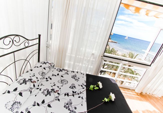Apartment in Salou - RUBENS Duplex - Sea View - Beachfront Apartment in Salou - RUBENS Duplex - Sea View - Beachfront
