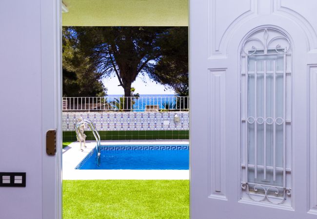 House in Salou - MEDITERRANEA Terraced House with Private Pool House in Salou - MEDITERRANEA Terraced House with Private Pool