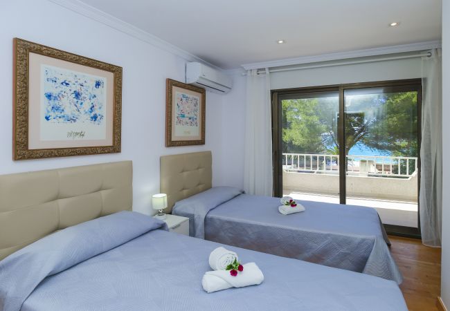 House in Salou - MEDITERRANEA Terraced House with Private Pool House in Salou - MEDITERRANEA Terraced House with Private Pool