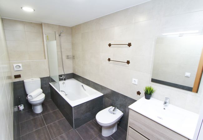 Apartment in La Pineda - PINEDA 4 with sea views and pool Apartment in La Pineda - PINEDA 4 with sea views and pool