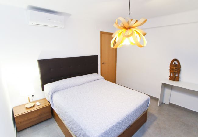 Apartment in La Pineda - PINEDA 4 with sea views and pool Apartment in La Pineda - PINEDA 4 with sea views and pool