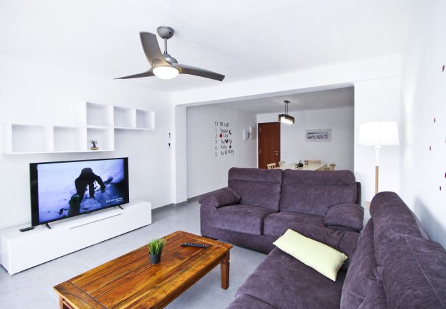 Apartment in La Pineda - PINEDA 4 with sea views and pool Apartment in La Pineda - PINEDA 4 with sea views and pool