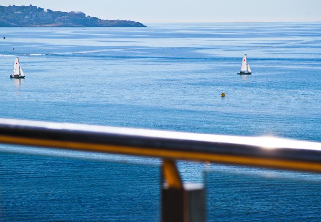 Apartment in Salou - SOLUXE Apartment - Only Families - Beachfront Apartment in Salou - SOLUXE Apartment - Only Families - Beachfront