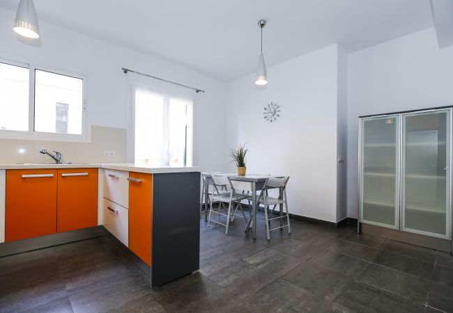 Apartment in Salou - QUEENS 2B Salou center, beach at 300m Apartment in Salou - QUEENS 2B Salou center, beach at 300m
