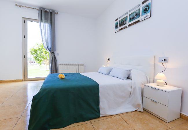 Villa in Tarragona - Villa NINA with private pool, beach at 500m Villa in Tarragona - Villa NINA with private pool, beach at 500m