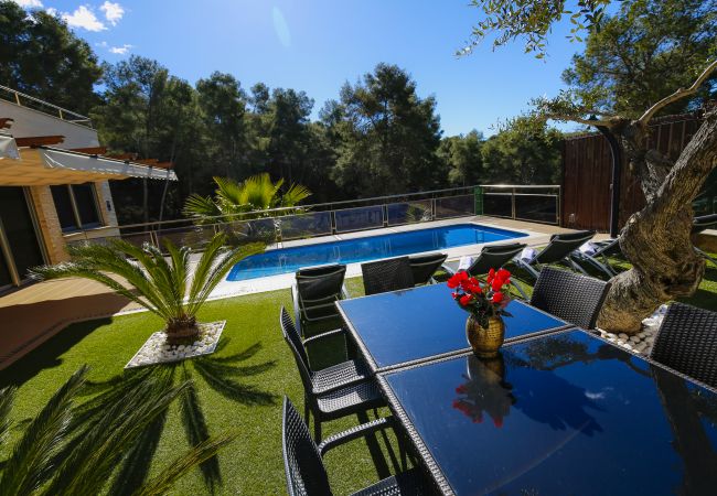 Villa in Tarragona - Villa NINA with private pool, beach at 500m Villa in Tarragona - Villa NINA with private pool, beach at 500m