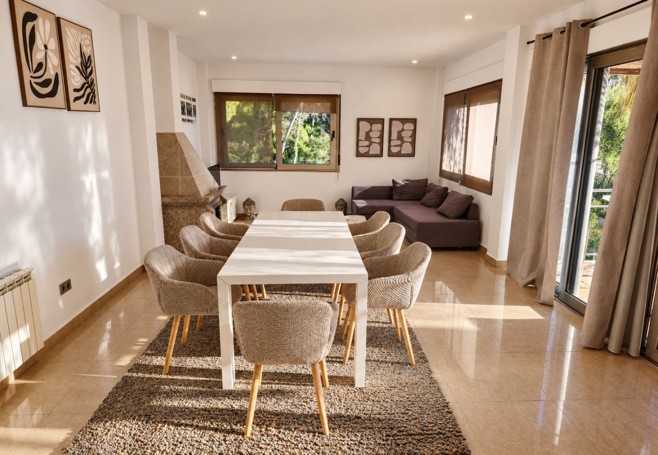 Villa in Tarragona - Villa NINA with private pool, beach at 500m
