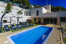 Villa in Tarragona - NINA Villa with private pool, beach at 500m