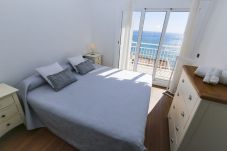 Townhouse in Salou - Frontsea ONLY FAMILIES Planet Costa Dorada. Townhouse with panoramic sea view. Beach at 50m