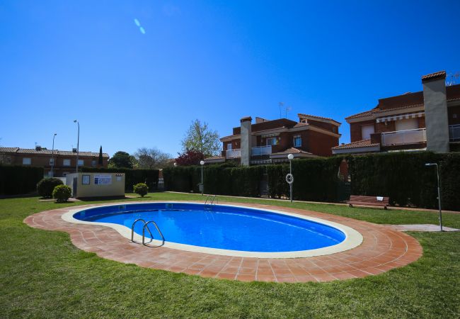 House in Cambrils - BRUSELAS Terraced House House in Cambrils - BRUSELAS Terraced House