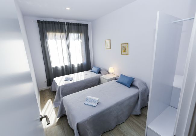 Apartment in Salou - QUEENS 1A Salou center, beach at 300m Apartment in Salou - QUEENS 1A Salou center, beach at 300m