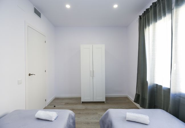 Apartment in Salou - QUEENS 1A Salou center, beach at 300m Apartment in Salou - QUEENS 1A Salou center, beach at 300m
