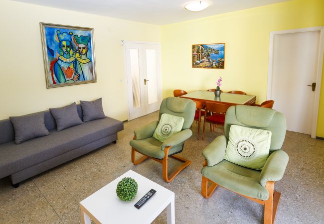 Apartment in Cambrils - REUS MEDITERRANI - Beachfront Apartment Apartment in Cambrils - REUS MEDITERRANI - Beachfront Apartment