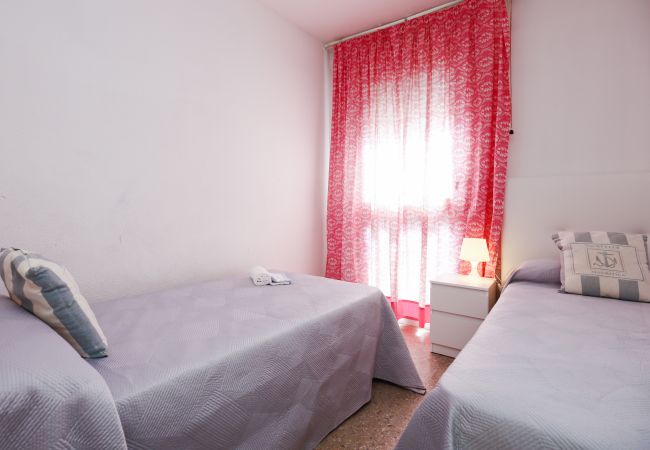 Apartment in Cambrils - REUS MEDITERRANI - Beachfront Apartment Apartment in Cambrils - REUS MEDITERRANI - Beachfront Apartment