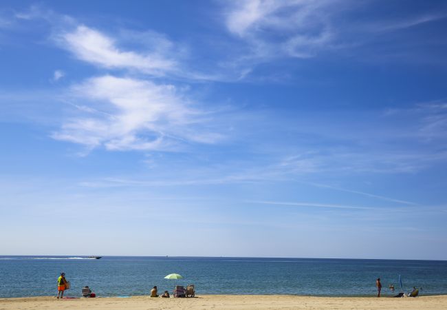 Apartment in Cambrils - REUS MEDITERRANI - Beachfront Apartment Apartment in Cambrils - REUS MEDITERRANI - Beachfront Apartment