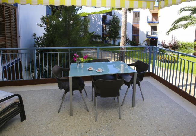 Apartment in Cambrils - REUS MEDITERRANI - Beachfront Apartment Apartment in Cambrils - REUS MEDITERRANI - Beachfront Apartment