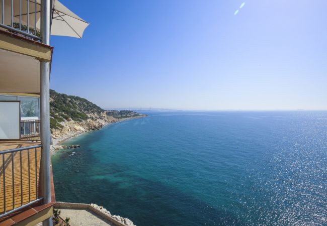 Apartment in Salou - SOBREMAR Apartment - STUNNING Views Apartment in Salou - SOBREMAR Apartment - STUNNING Views