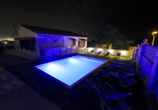 Villa in Salou - Villa PANORAMIC - Only Families  Villa in Salou - Villa PANORAMIC - Only Families