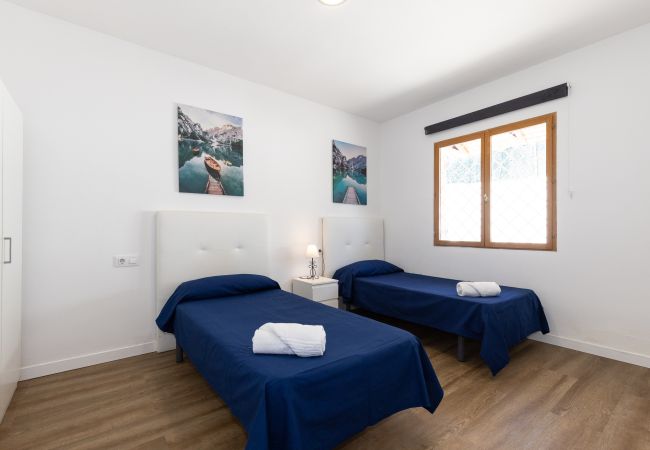 Villa in Salou - Villa PANORAMIC - Only Families  Villa in Salou - Villa PANORAMIC - Only Families