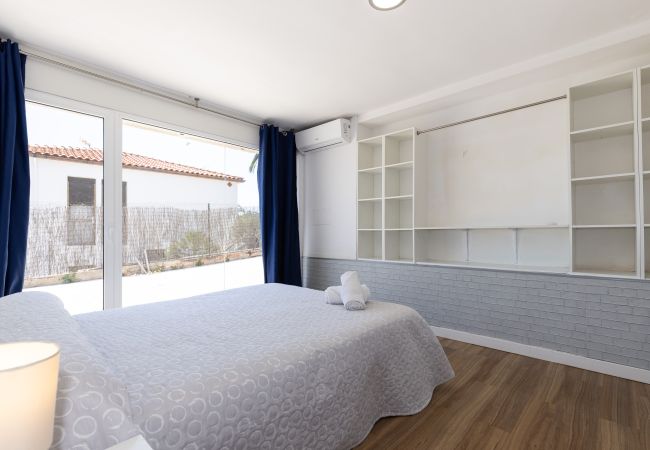 Villa in Salou - Villa PANORAMIC - Only Families  Villa in Salou - Villa PANORAMIC - Only Families