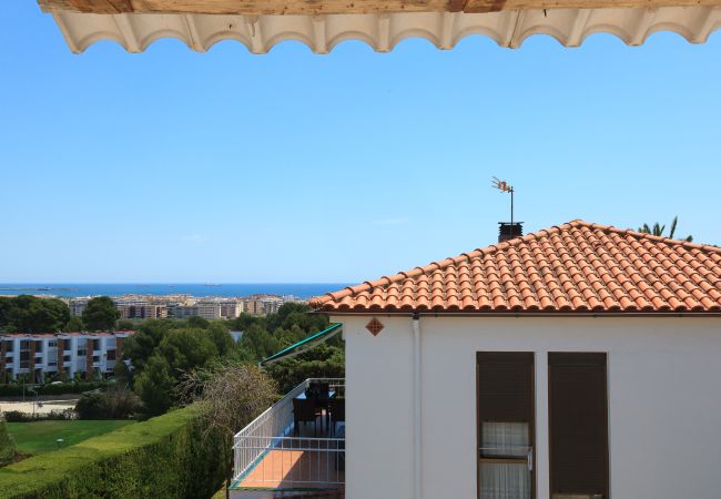 Villa in Salou - Villa PANORAMIC - Only Families  Villa in Salou - Villa PANORAMIC - Only Families
