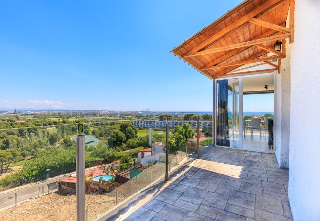 Villa in Salou - Villa PANORAMIC - Only Families  Villa in Salou - Villa PANORAMIC - Only Families