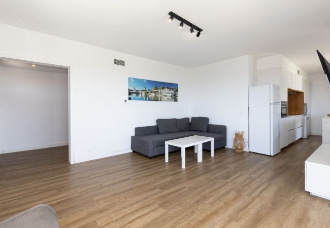 Villa in Salou - Villa PANORAMIC - Only Families  Villa in Salou - Villa PANORAMIC - Only Families