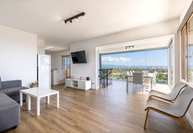 Villa in Salou - Villa PANORAMIC - Only Families  Villa in Salou - Villa PANORAMIC - Only Families