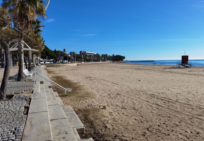 House in Cambrils - QUEVEDO House. Beach at 300m.  House in Cambrils - QUEVEDO House. Beach at 300m.