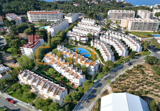 House in Salou - NATURE PLUS 2 - Barbecue - Jacuzzi - Pool House in Salou - NATURE PLUS 2 - Barbecue - Jacuzzi - Pool