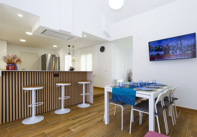 Villa in Salou - Villa AMAZONICA - Only Families Villa in Salou - Villa AMAZONICA - Only Families