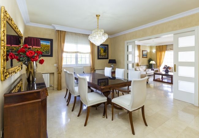 Villa in Salou - Villa VILADOMAT - Only Families Villa in Salou - Villa VILADOMAT - Only Families