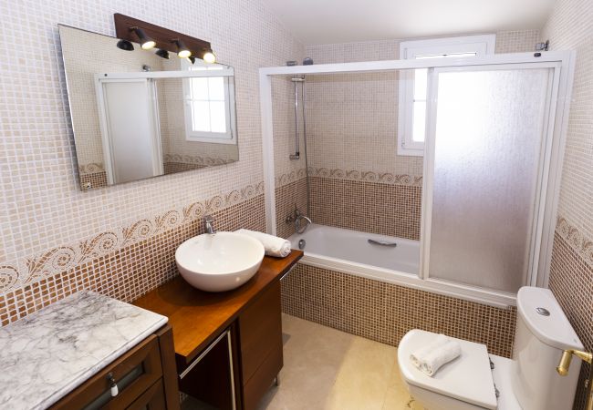 Villa in Salou - Villa VILADOMAT - Only Families Villa in Salou - Villa VILADOMAT - Only Families