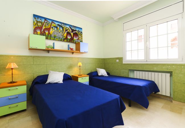 Villa in Salou - Villa VILADOMAT - Only Families Villa in Salou - Villa VILADOMAT - Only Families