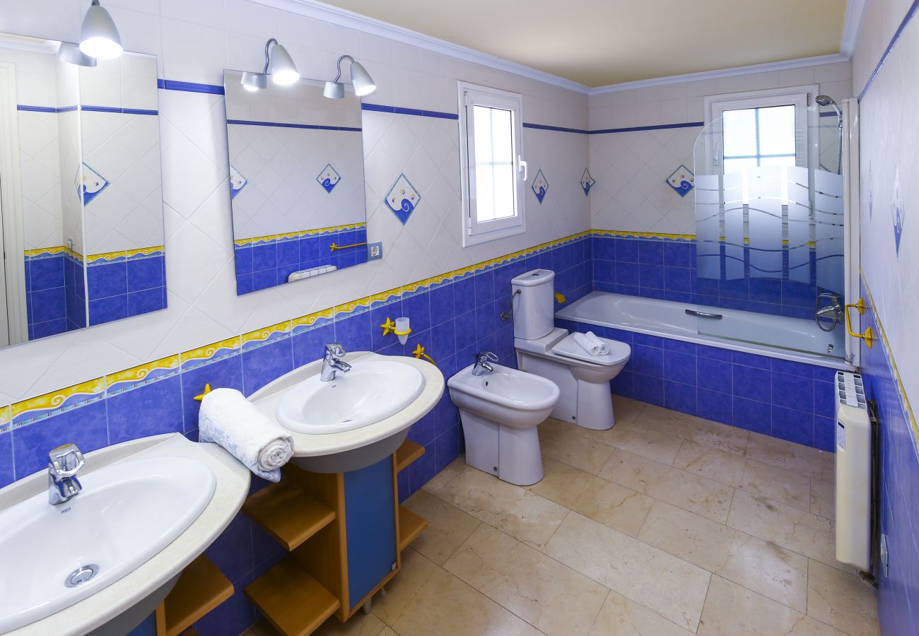 Villa in Salou - Villa VILADOMAT - Only Families