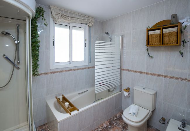 Villa in Salou - Villa PLUMA Only Families  Villa in Salou - Villa PLUMA Only Families