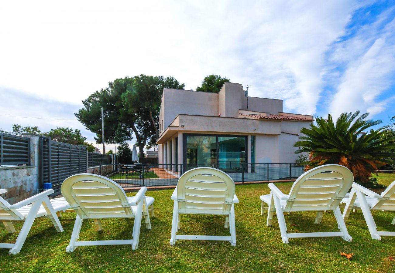 Villa in Cambrils - Villa GIRASOL 